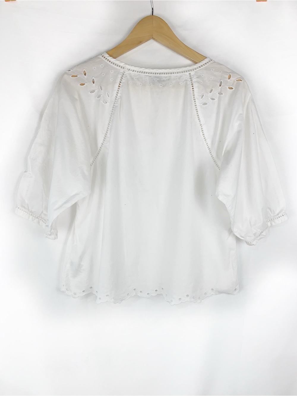 GAP White Cotton Eyelet Top - Picture 7 of 10